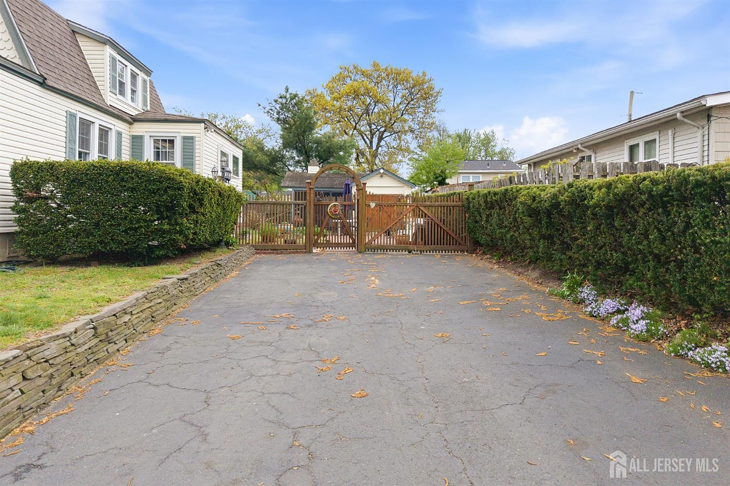 114 Ocean Blvd Keyport, NJ 07735 - Thumbnail 5