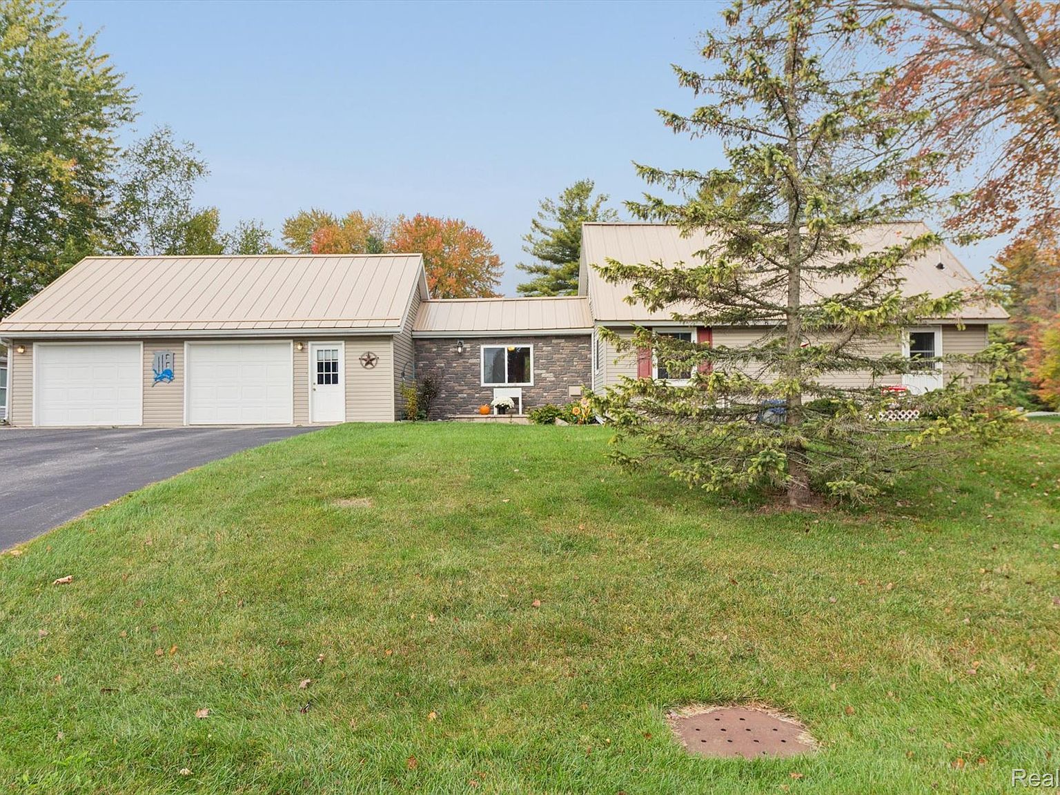 5266 S Pine St Beaverton, MI 48612 - Thumbnail 5