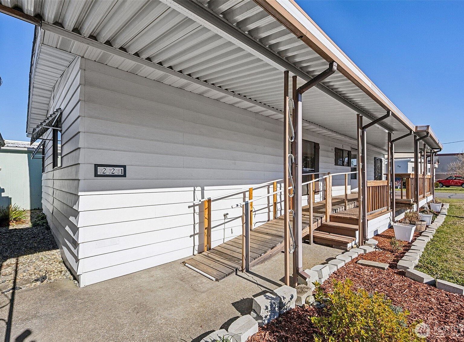 1313 Harrison Ave TRAILER 221 Centralia, WA 98531 - Thumbnail 5