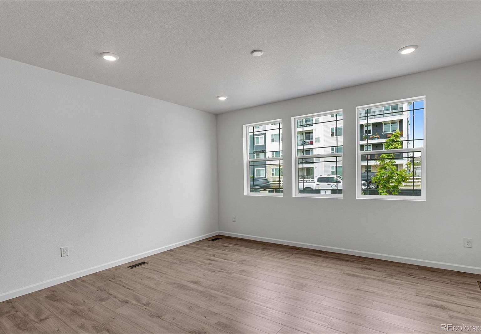 1415 Great Western Dr Longmont, CO 80501 - Thumbnail 5