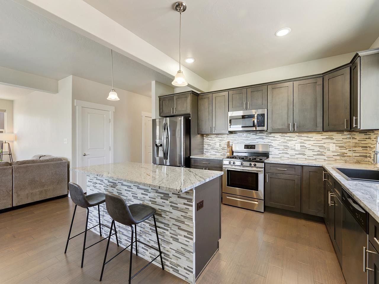 205 Secret Canyon Ct Grand Junction, CO 81503 - Thumbnail 5