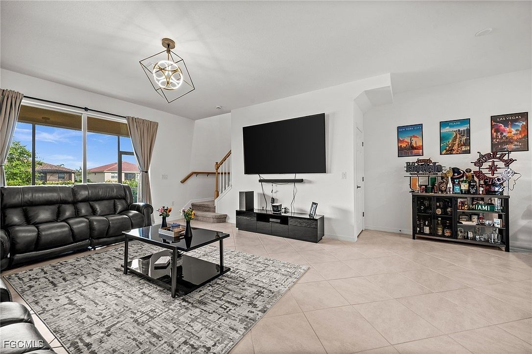 2830 Blossom Way Naples, FL 34120 - Thumbnail 5