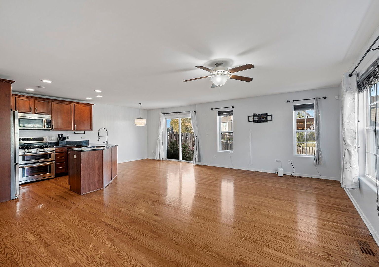 526 Lily Ct #0 Minooka, IL 60447 - Thumbnail 5