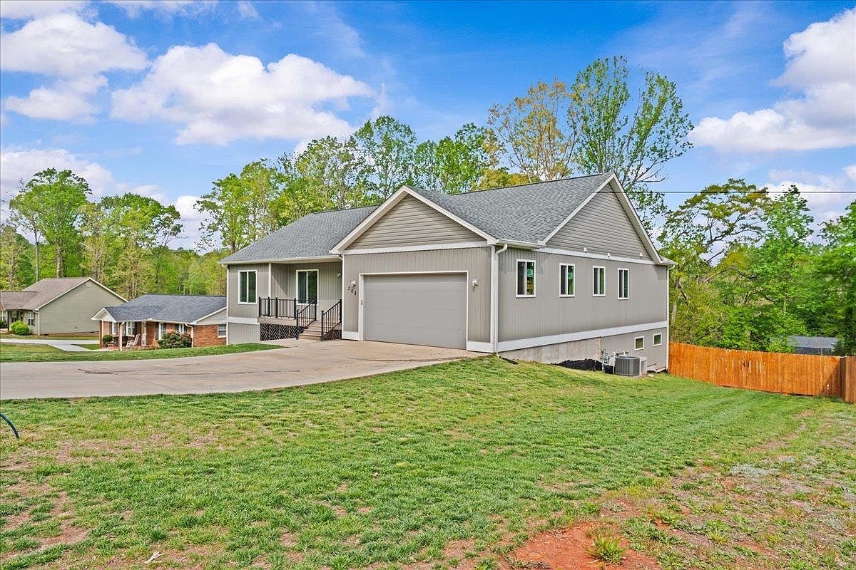 308 Pineridge Dr Spartanburg, SC 29303 - Thumbnail 5