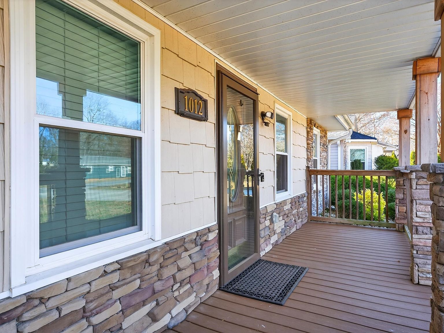 1012 Berry Dr Boiling Springs, SC 29316 - Thumbnail 5