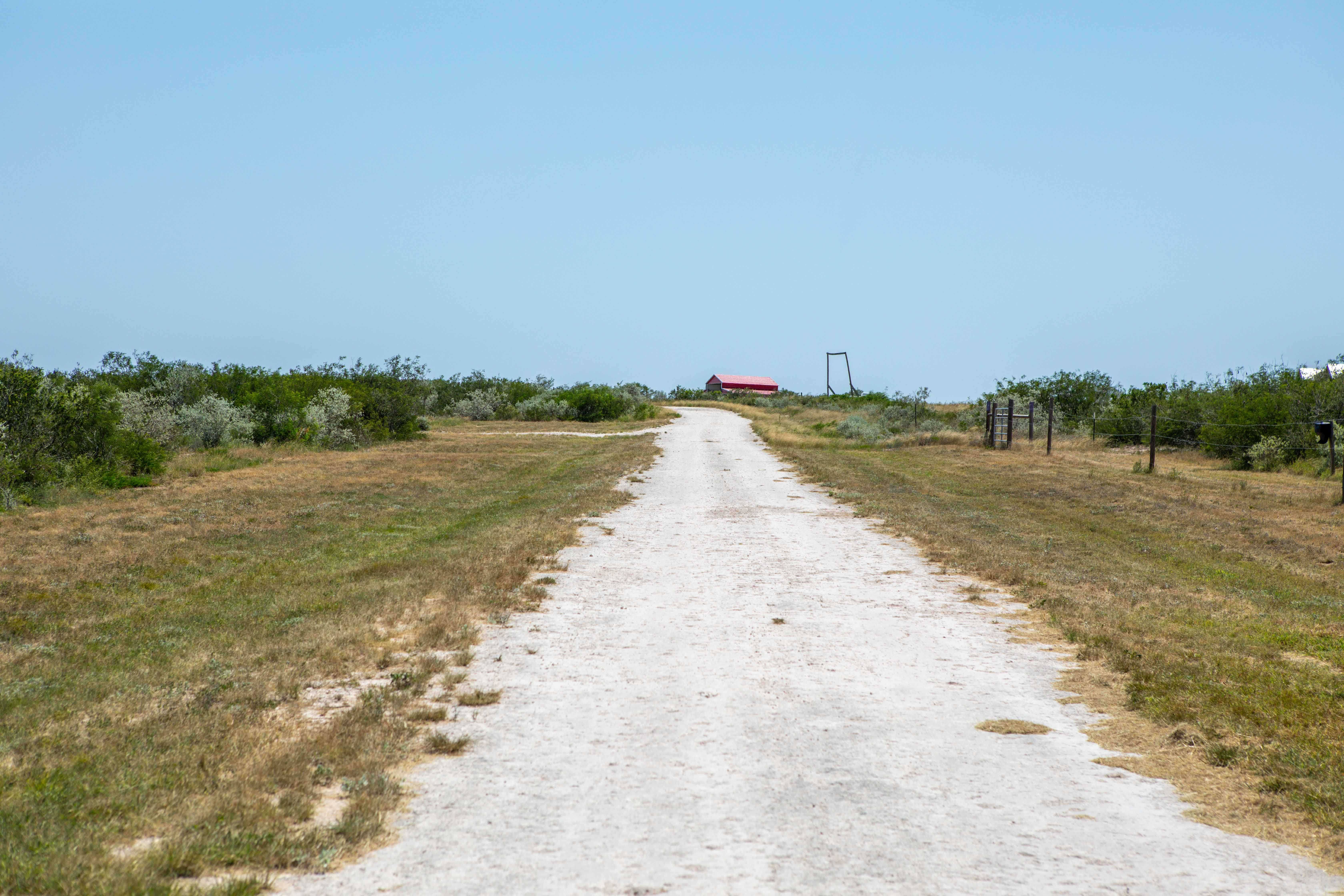 Live Oak Spur, George West, TX, 78022 - Thumbnail 5
