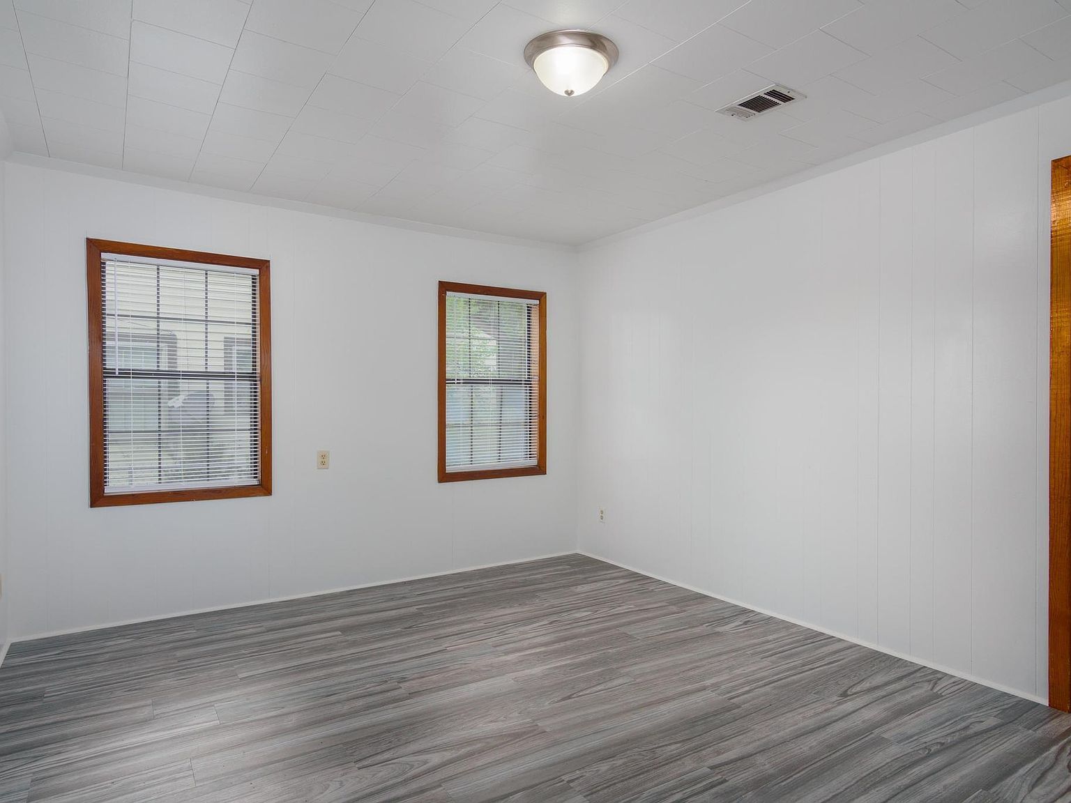 607 S George Ave Petal, MS 39465 - Thumbnail 5