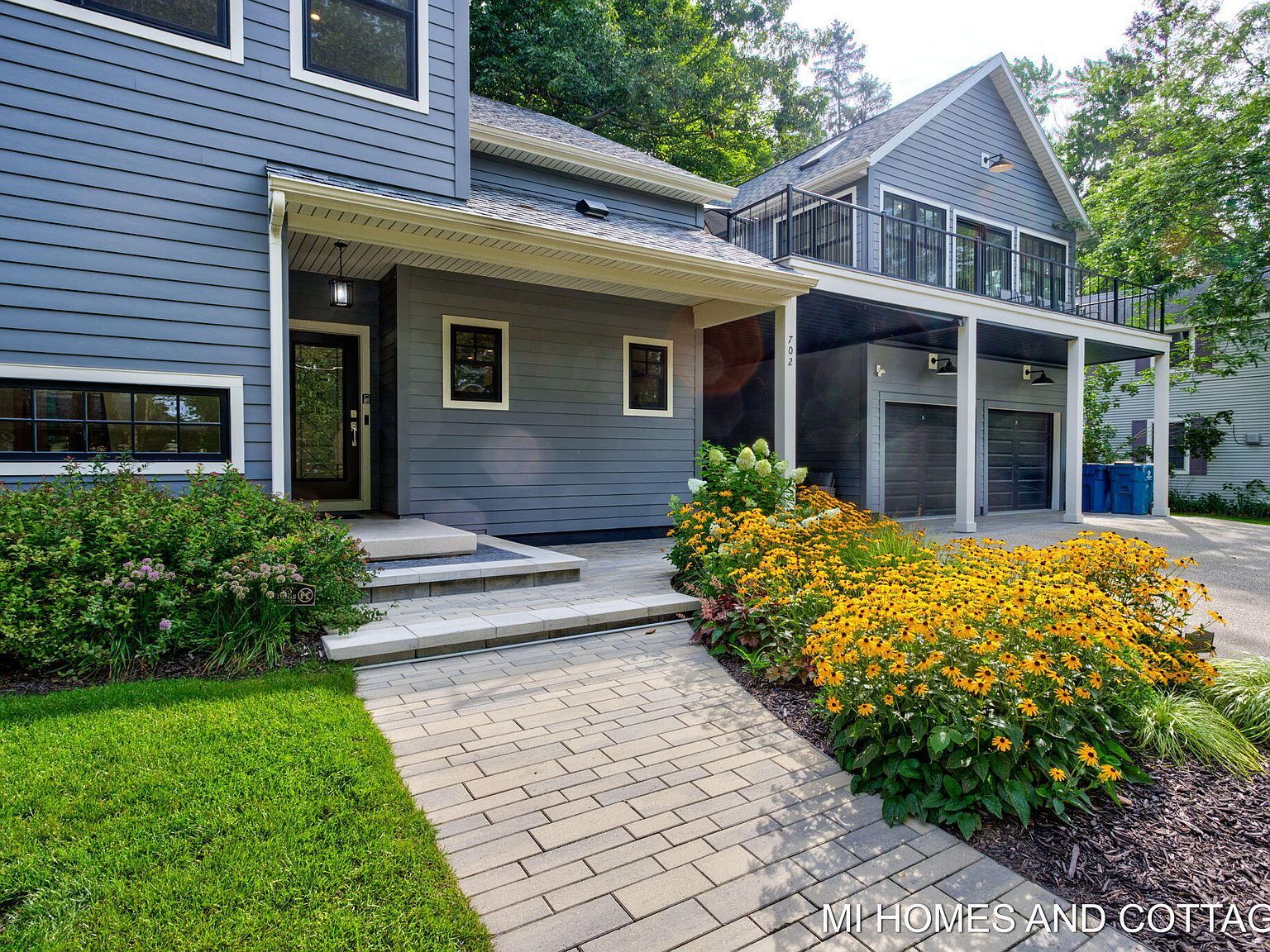 702 Lake St Saugatuck, MI 49453 - Thumbnail 5