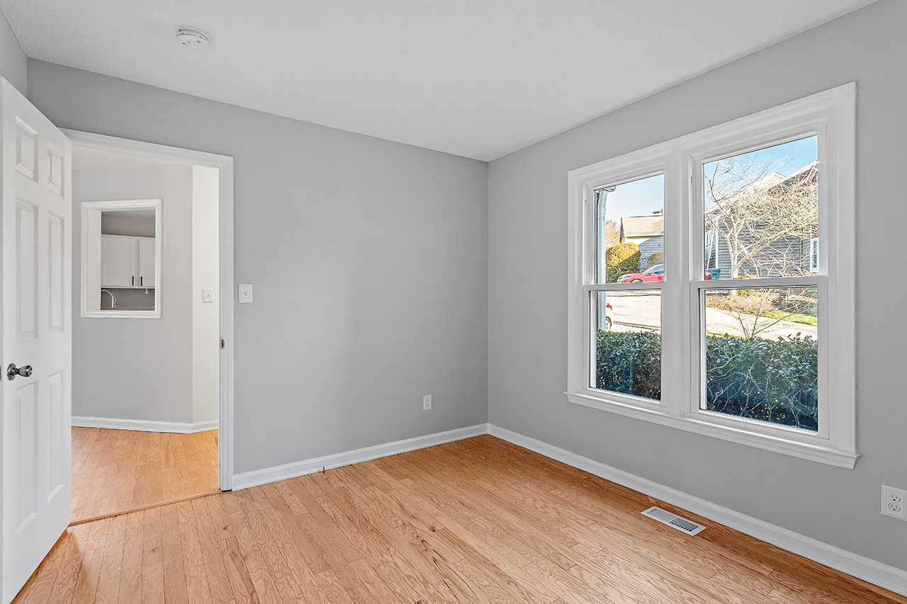 611 Windsong Lane, Durham, NC, USA, 27713 - Thumbnail 5