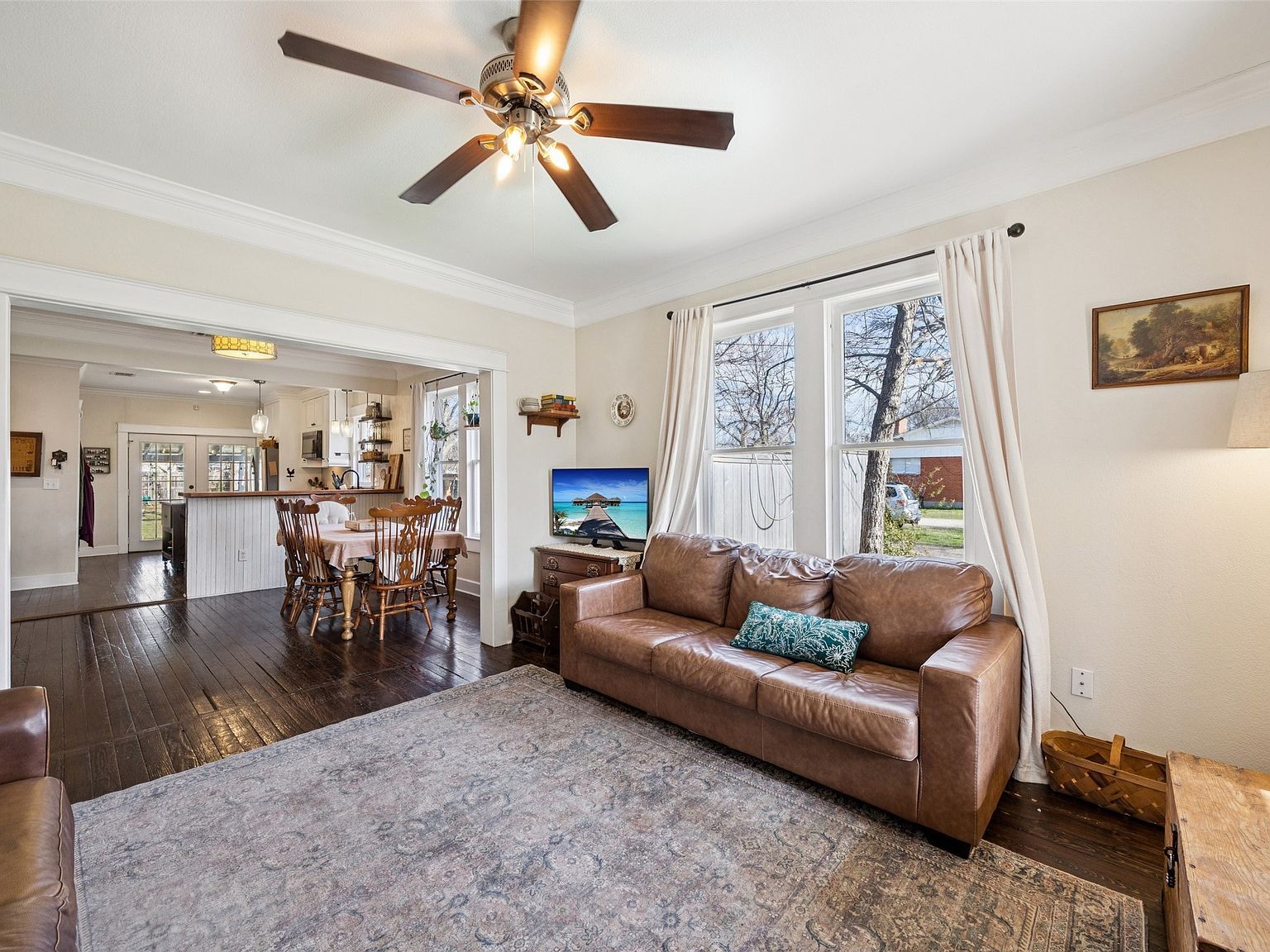 211 E Ross St Waxahachie, TX 75165 - Thumbnail 5