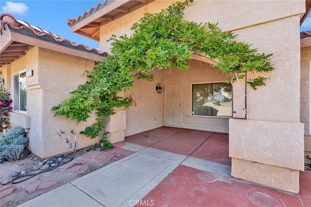 8626 Coyote Trl Oak Hills, CA 92344 - Thumbnail 5