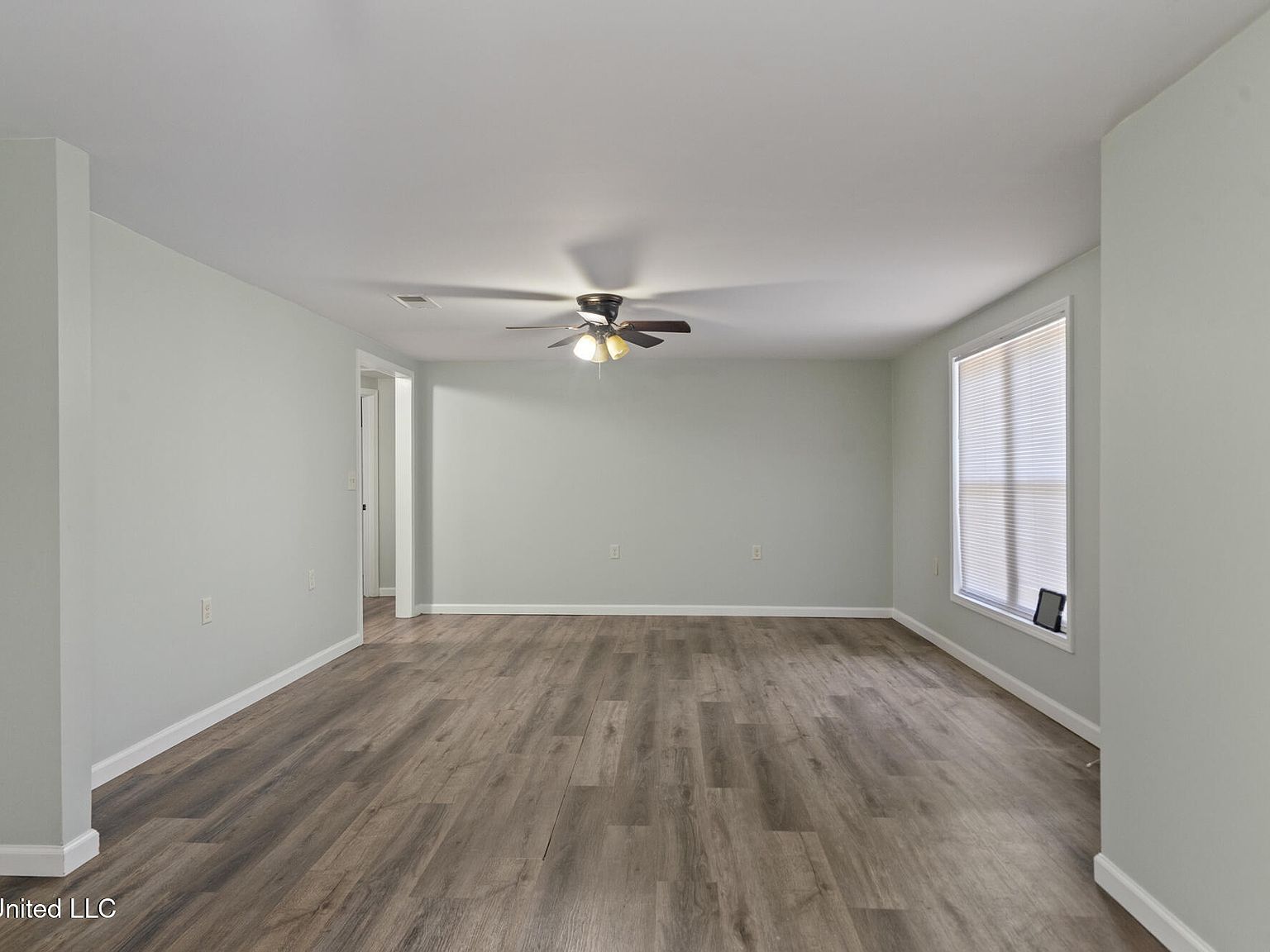 529 Pear St Ocean Springs, MS 39564 - Thumbnail 5