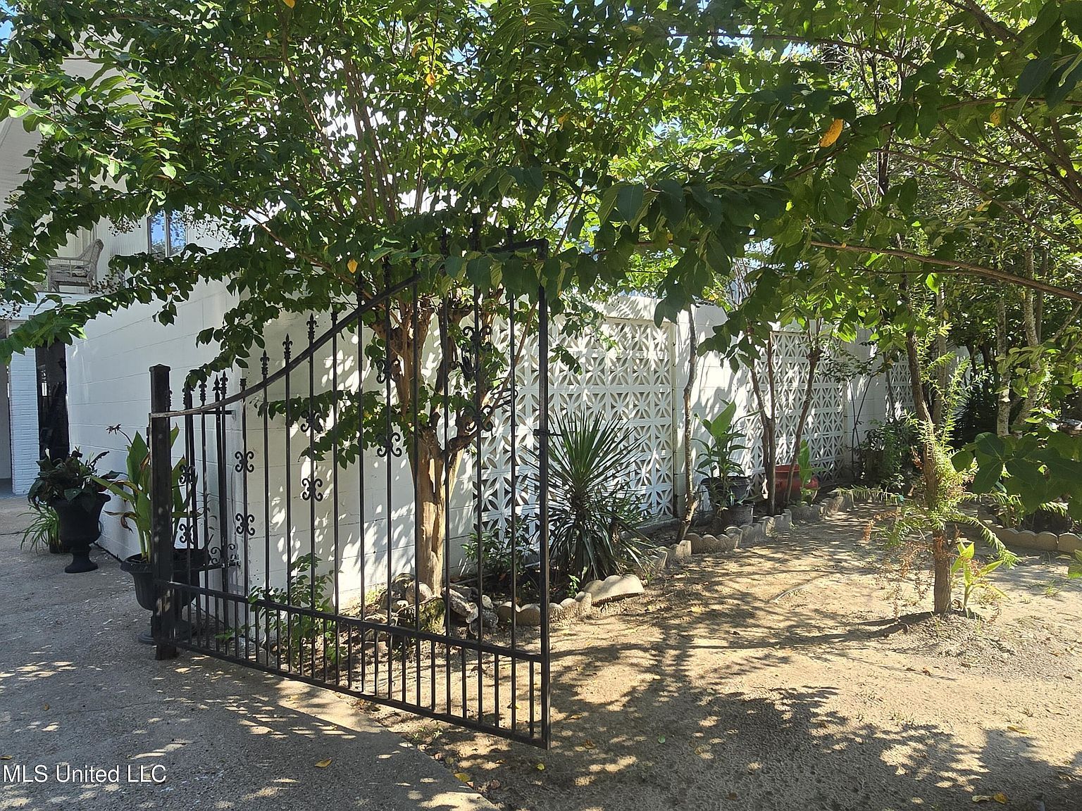 161 Kenmore Ave Biloxi, MS 39531 - Thumbnail 5