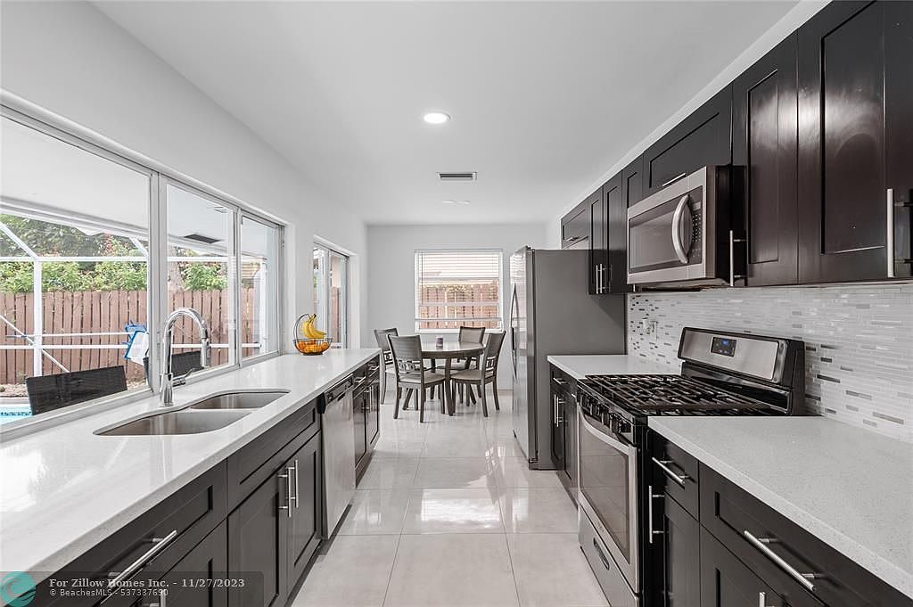 5940 NW 16th St Sunrise, FL 33313 - Thumbnail 5