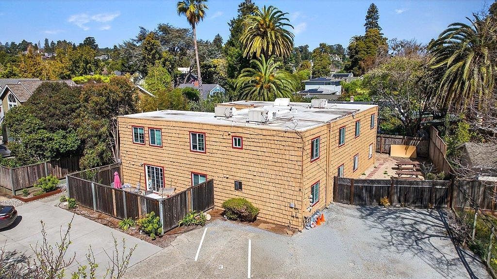 817 California St Santa Cruz, CA 95060 - Thumbnail 5
