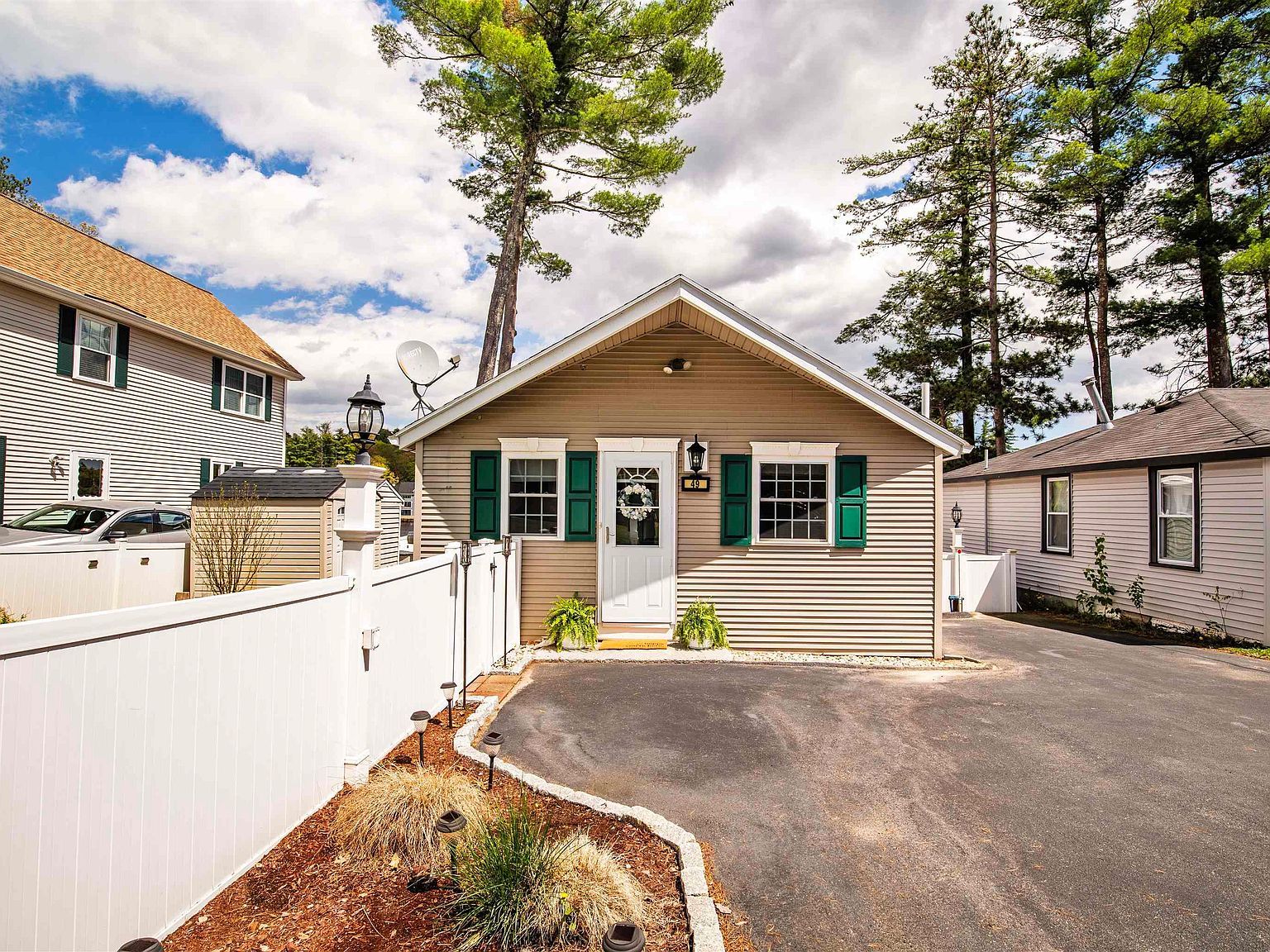 49 Shore Dr Salem, NH 03079 - Thumbnail 5