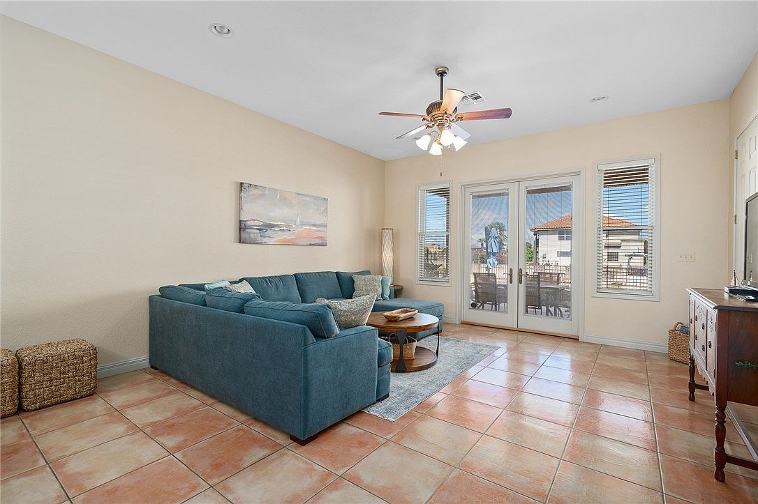 1114 S Bay St Aransas Pass, TX 78336 - Thumbnail 5