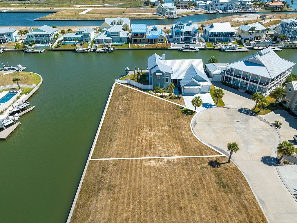 1030 Saint John Ct Rockport, TX 78382 - Thumbnail 5