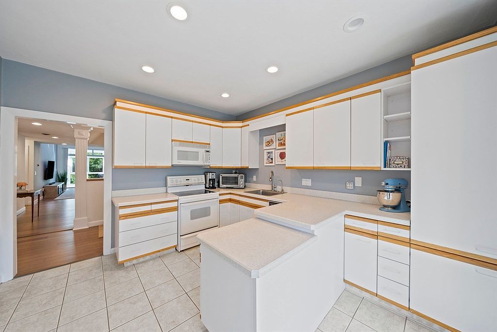 72 Kim Ter #C Stoughton, MA 02072 - Thumbnail 5