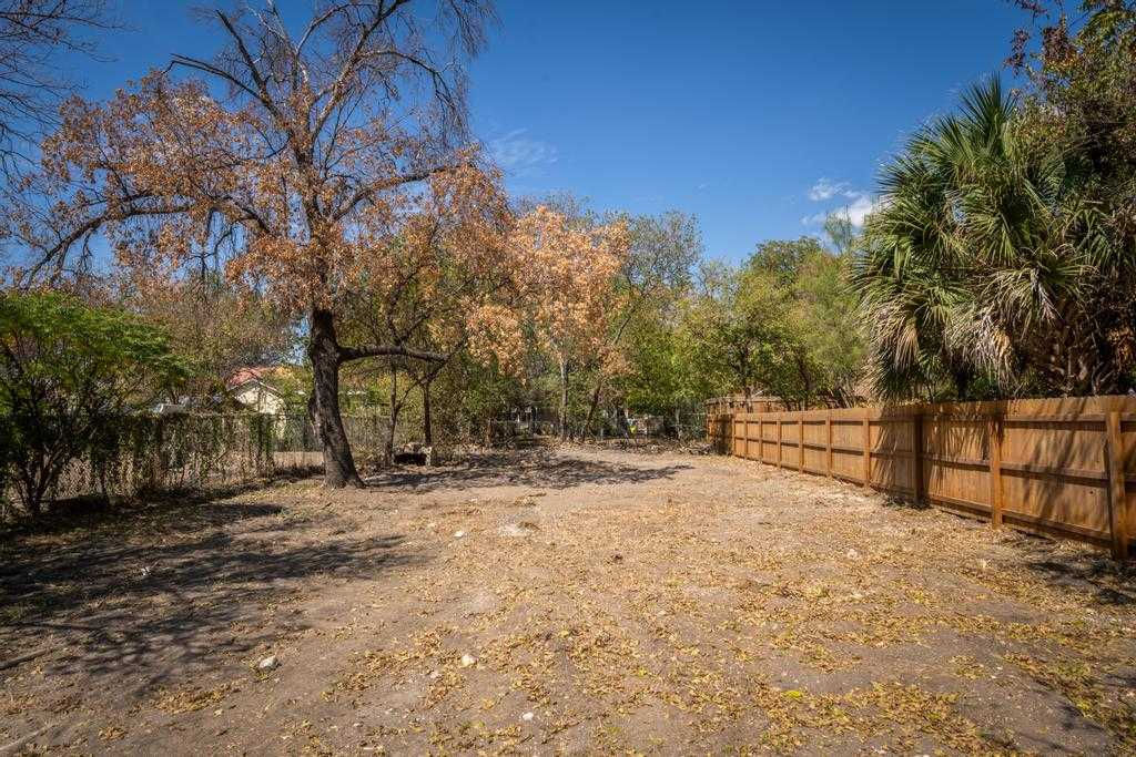 517 Marshall Street, San Antonio, TX, USA, 78212 - Thumbnail 5