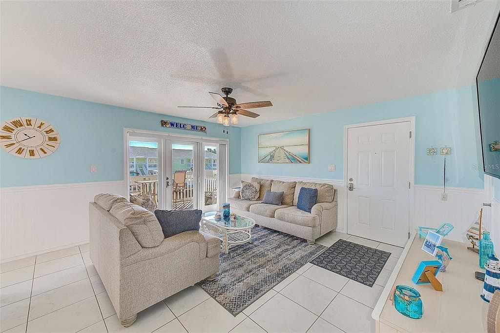 5116 Beach Dr SE APT D Saint Petersburg, FL 33705 - Thumbnail 5