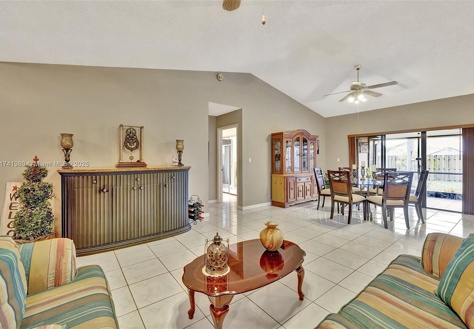 5911 Epsom Ln Davie, FL 33331 - Thumbnail 5