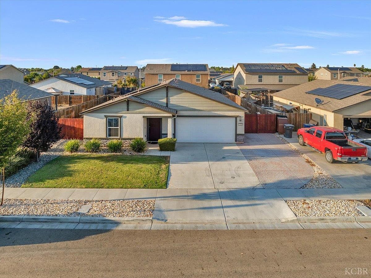 2216 Chism Ave Tulare, CA 93274 - Thumbnail 5