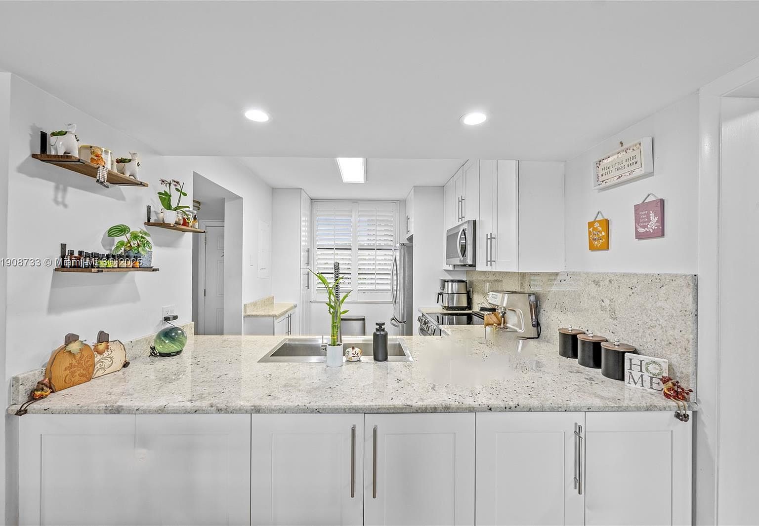 1532 Whitehall Dr APT 304 Fort Lauderdale, FL 33324 - Thumbnail 5