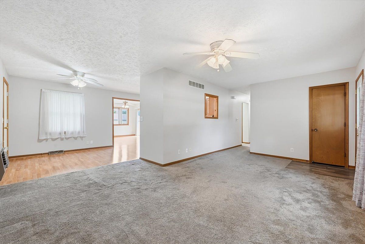 311 Elm St Tabor, IA 51653 - Thumbnail 5