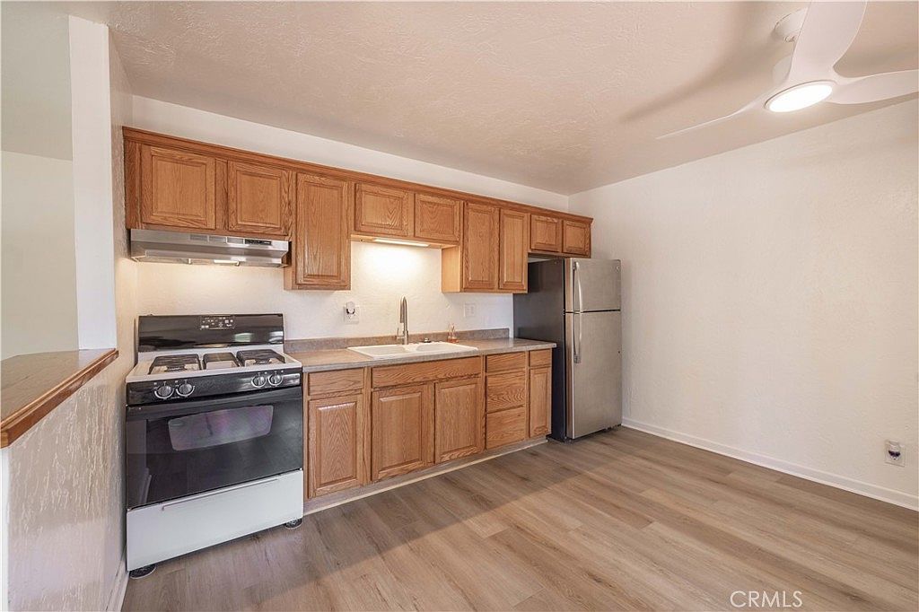 1044 E Country Club Blvd Big Bear City, CA 92314 - Thumbnail 5