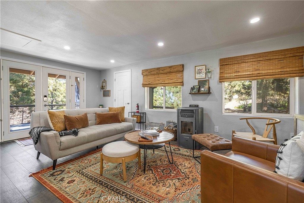 39470 N Shore Dr Fawnskin, CA 92333 - Thumbnail 5