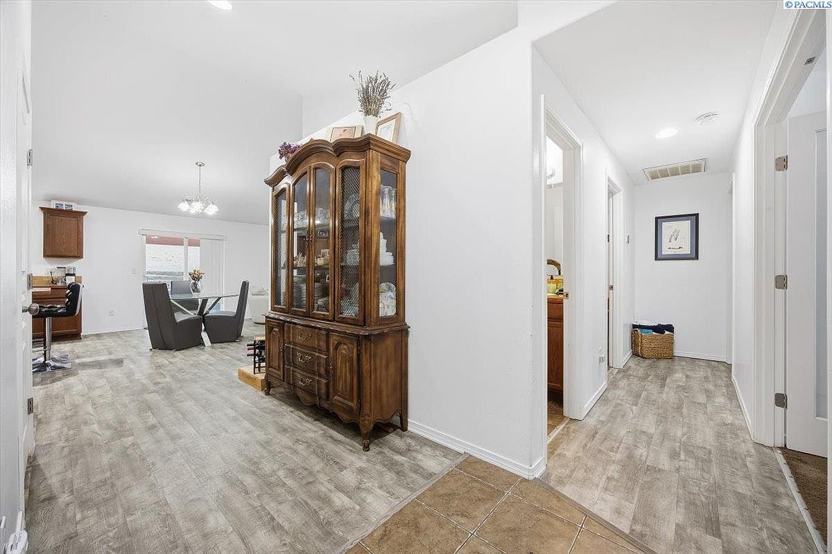 5002 Blue Sage Ln Pasco, WA 99301 - Thumbnail 5