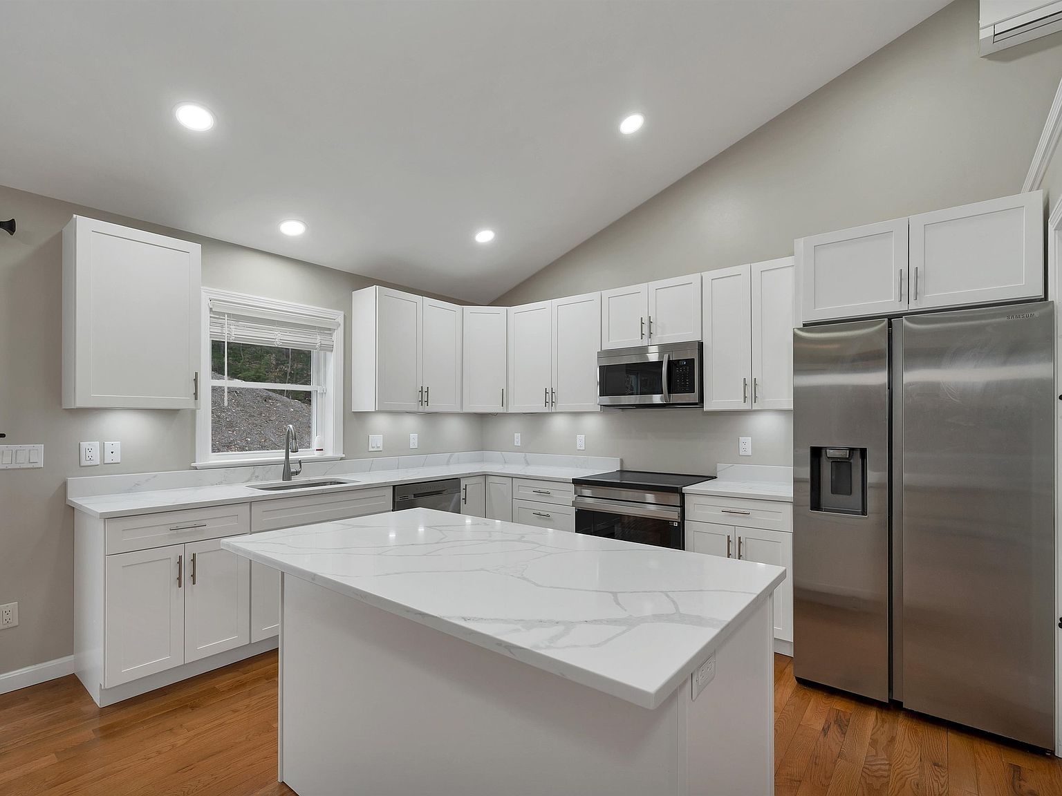 145 Ossipee Mountain Rd Ossipee, NH 03864 - Thumbnail 5