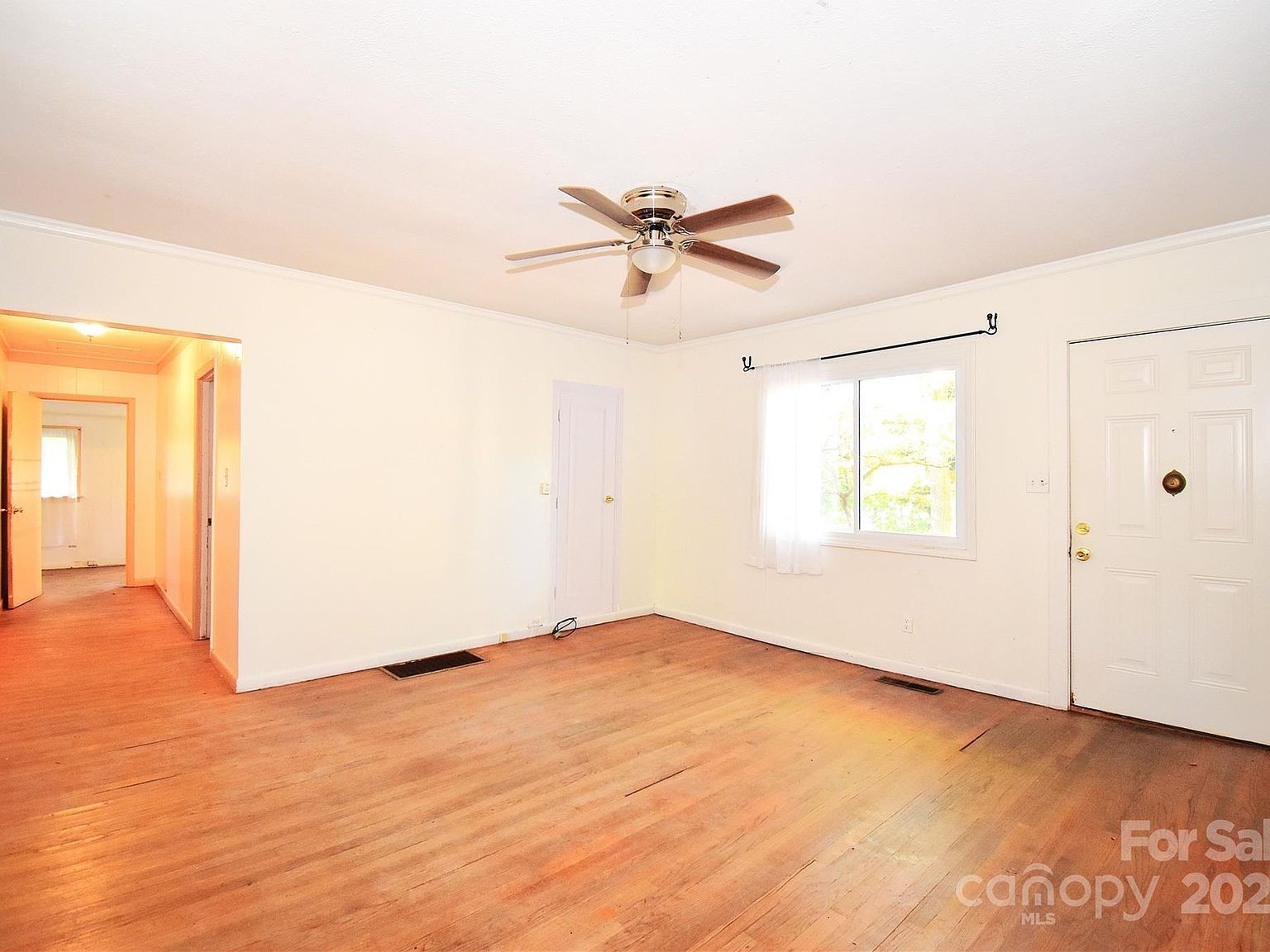 26 Dogwood Ct Asheville, NC 28805 - Thumbnail 5