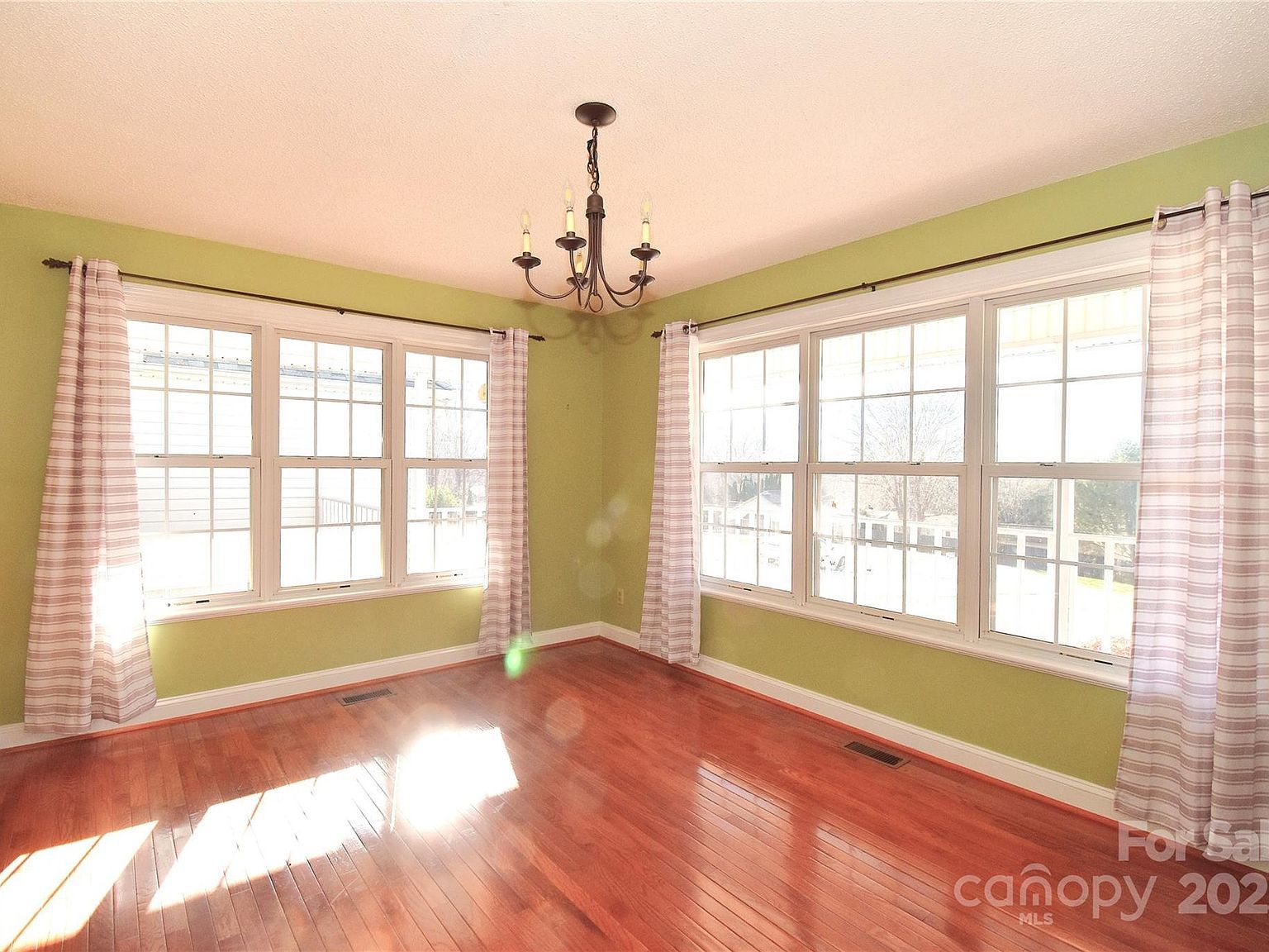 233 Ledbetter Rd Arden, NC 28704 - Thumbnail 5