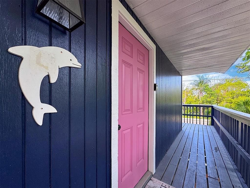 8106 Gulf Dr Holmes Beach, FL 34217 - Thumbnail 5