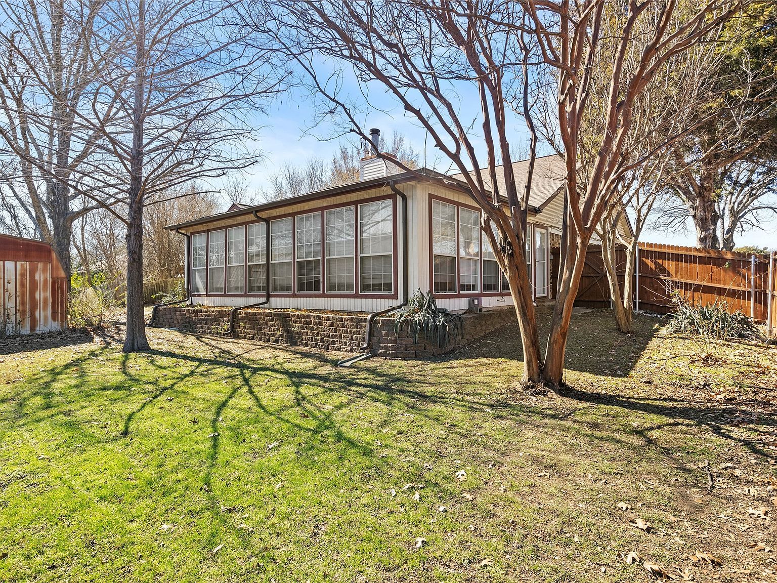 1215 Harvell Ct Cedar Hill, TX 75104 - Thumbnail 5