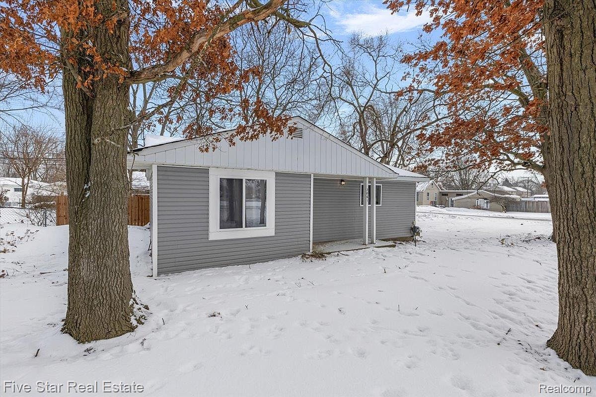 3061 Culbertson Ave Rochester Hills, MI 48307 - Thumbnail 5