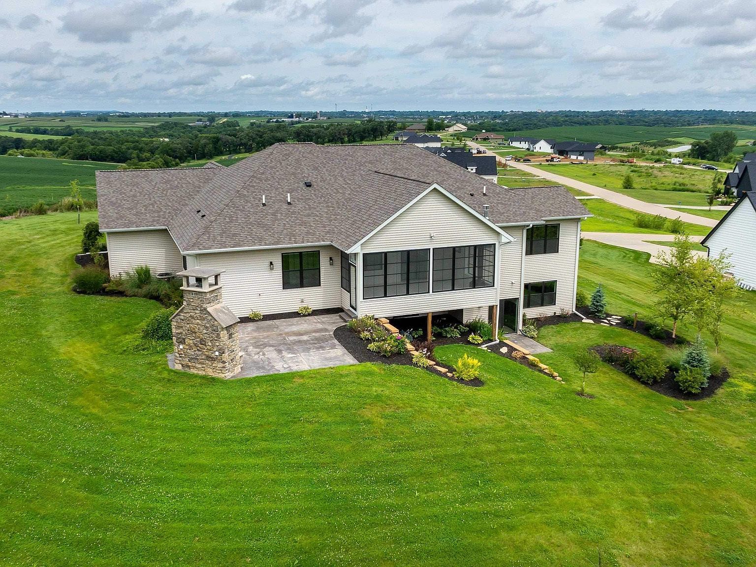 11278 Alea Ln Dubuque, IA 52003 - Thumbnail 5