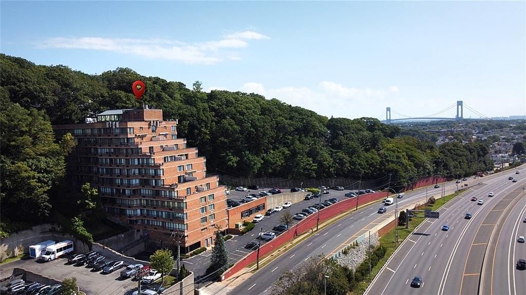 755 Narrows Rd N APT 501 Staten Island, NY 10304 - Thumbnail 5