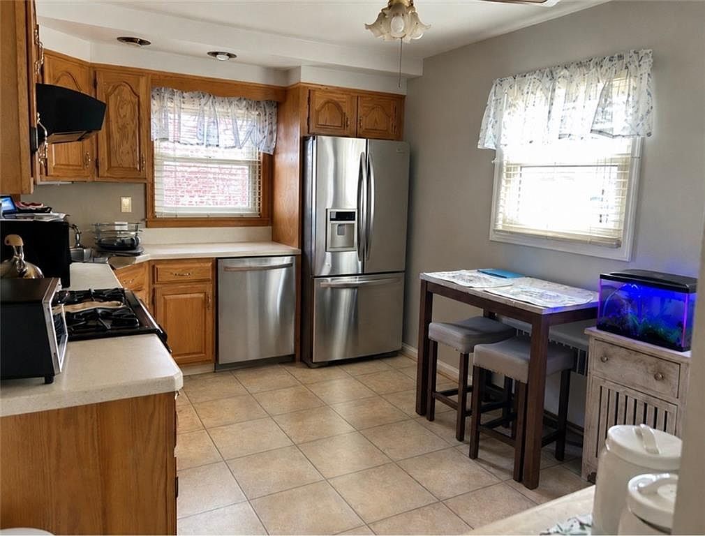 18 Cypress Ave Staten Island, NY 10301 - Thumbnail 5