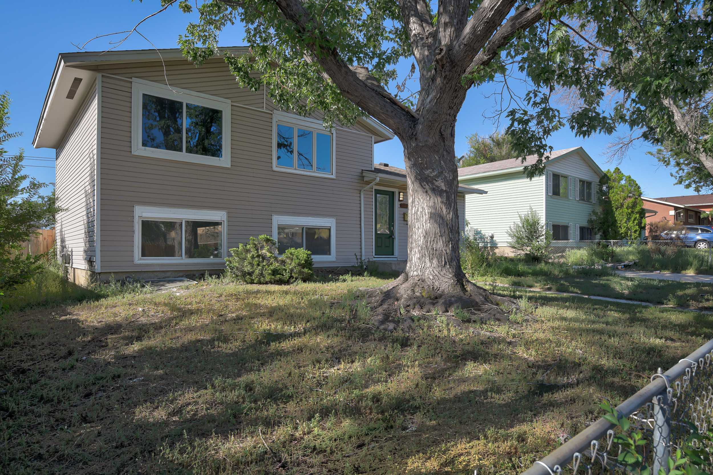 2611 Carlsbad Drive, Colorado Springs, CO, USA, 80910 - Thumbnail 5