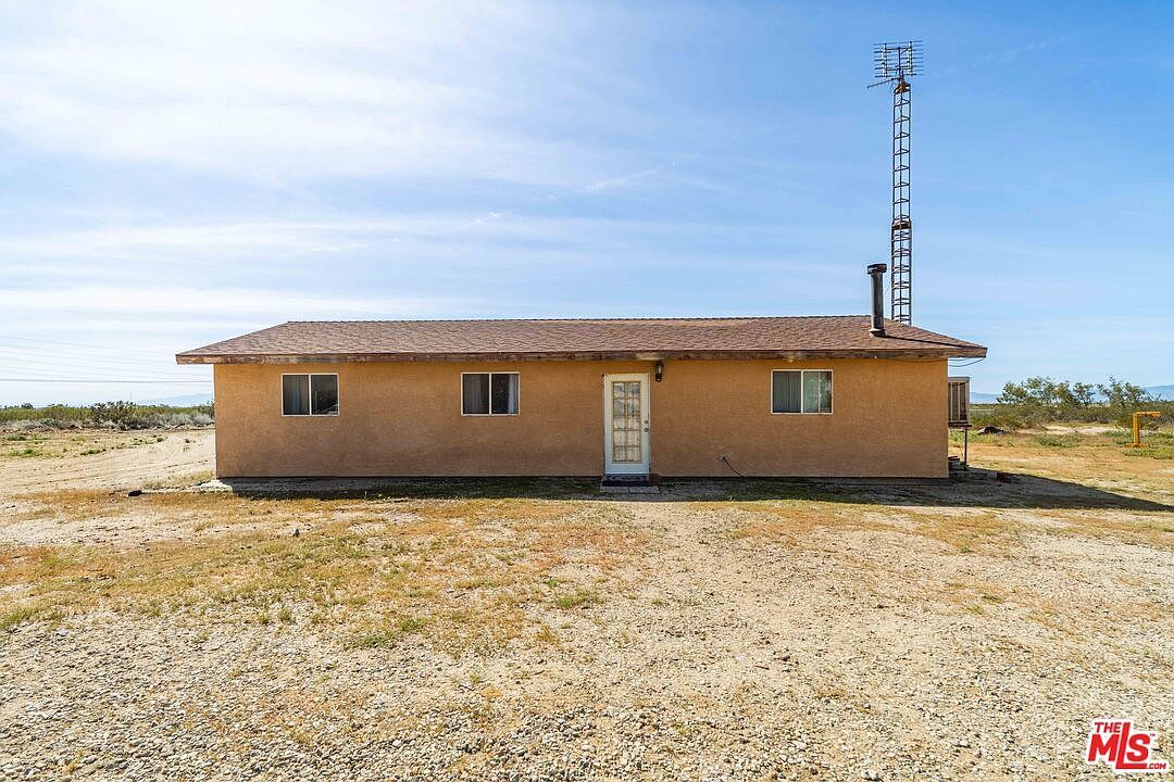 9750 70th St W Rosamond, CA 93560 - Thumbnail 5