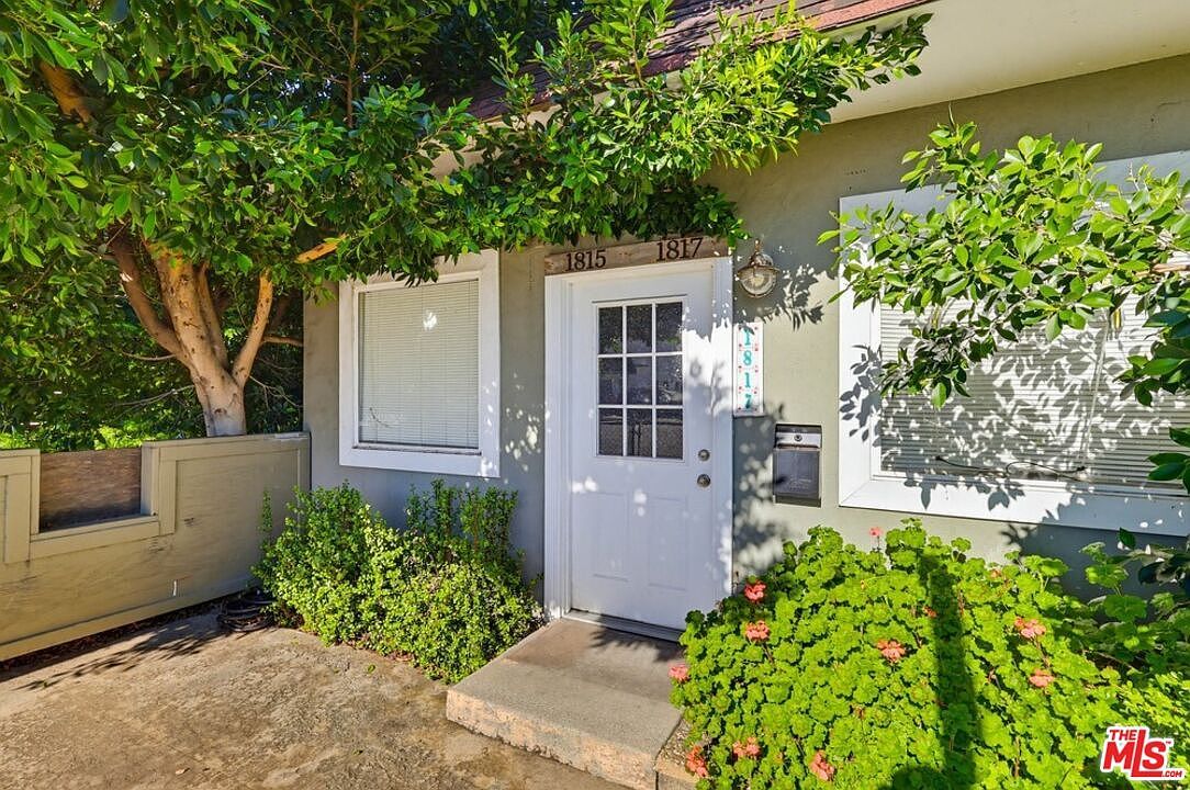 1817 W Burbank Blvd Burbank, CA 91506 - Thumbnail 5