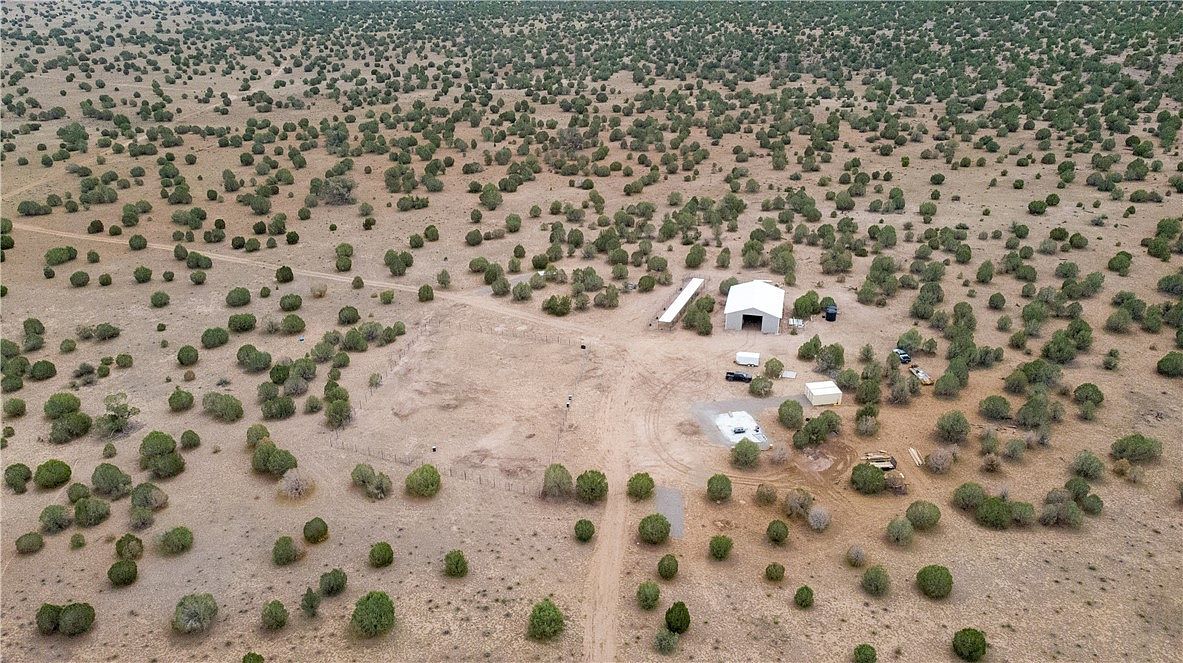 Harris Valley Ranch Rd Seligman, AZ 86337 - Thumbnail 5