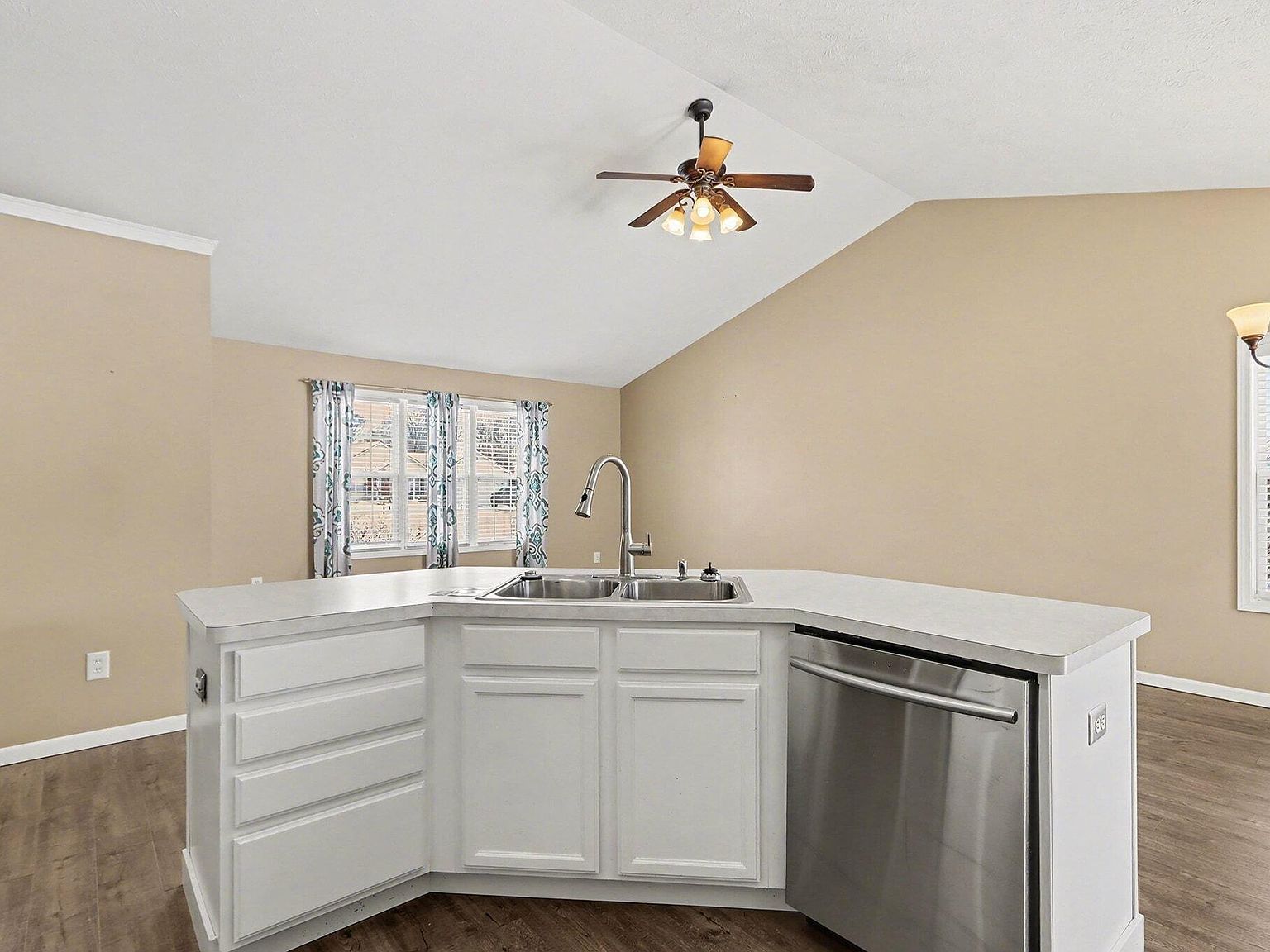 6189 Clovermeadows Ave Scotts, MI 49088 - Thumbnail 5