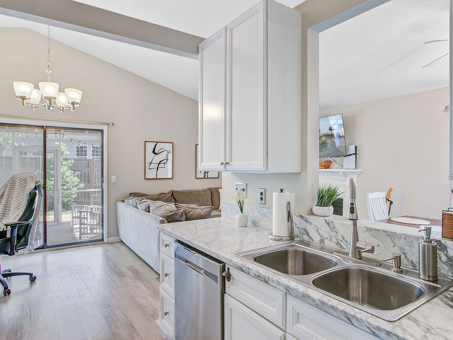 1224 Decoy Ct Mount Pleasant, SC 29464 - Thumbnail 5