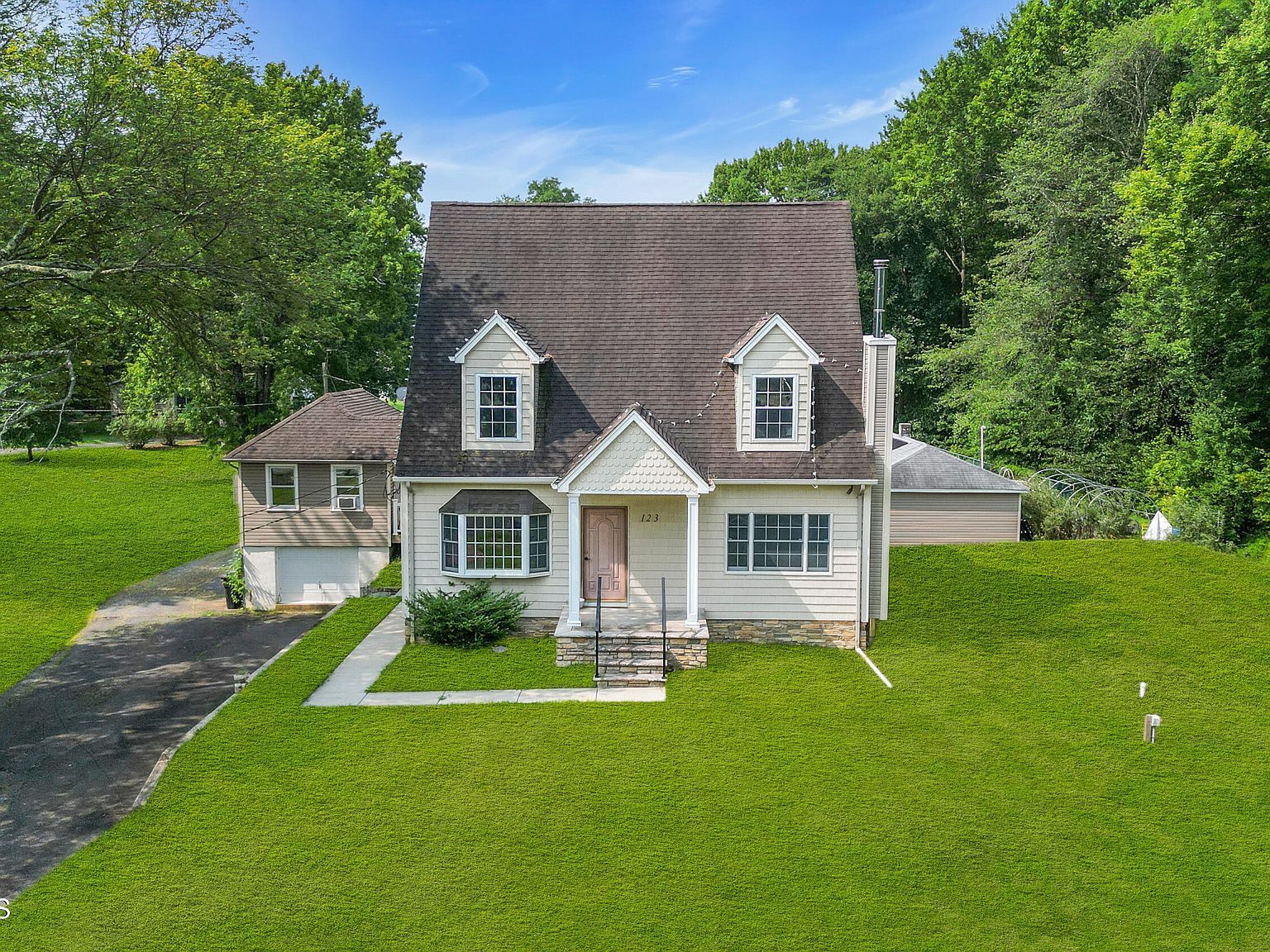 123 Freehold Rd Manalapan, NJ 07726 - Thumbnail 5