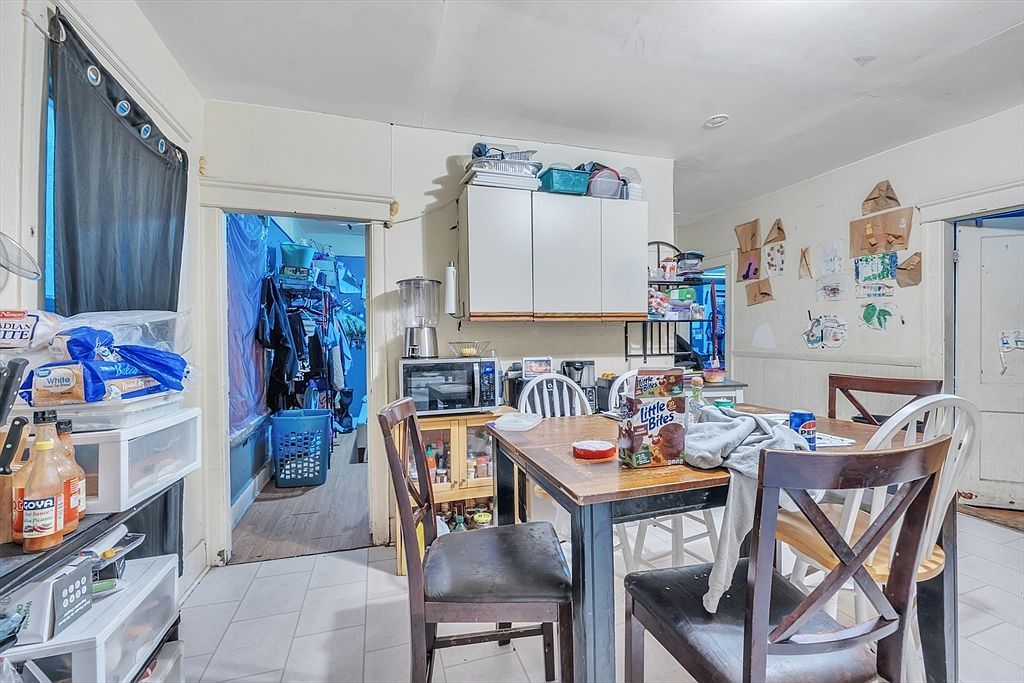 215 Beacon St Worcester, MA 01610 - Thumbnail 5