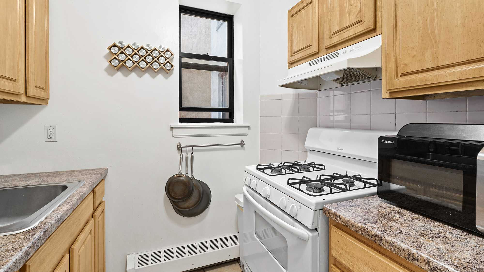 513 West 157th Street #2C, New York, NY, USA, 10032 - Thumbnail 5